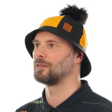 Janne Kataja x Little Maya Wespe &ndash; Leinenhut mit breiter Krempe 6